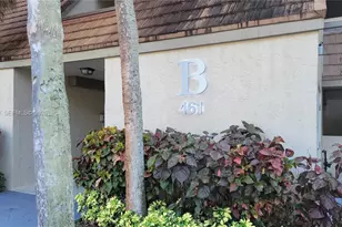 461 Ives Dairy Rd, Miami, FL 33179 - Photo 2