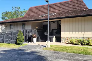 461 Ives Dairy Rd, Miami, FL 33179 - Photo 12