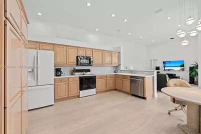 5242 NW 109th Ln, Coral Springs, FL 33076 - Photo 24