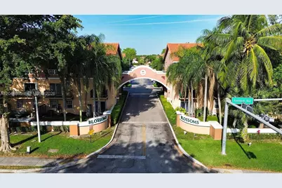 10014 Hammocks Blvd #201-4, Miami, FL 33196 - Photo 26