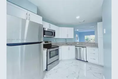 10014 Hammocks Blvd #201-4, Miami, FL 33196 - Photo 2