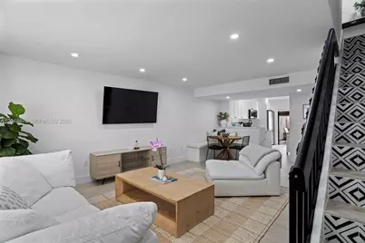 10211 SW 77th Ct, Miami, FL 33156 - Photo 2