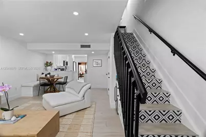 10211 SW 77th Ct, Miami, FL 33156 - Photo 1