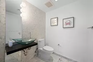 200 Biscayne Blvd Way, Miami, FL 33131 - Photo 8