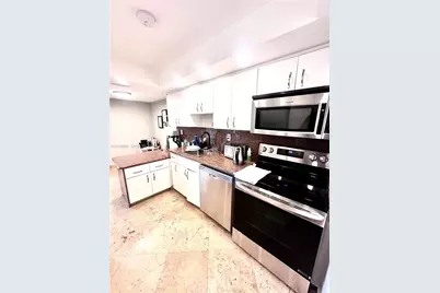 18021 Biscayne Blvd #702, Aventura, FL 33160 - Photo 2