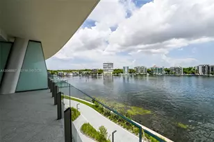 5 Grove Isle Dr, Coconut Grove, FL 33133 - Photo 2