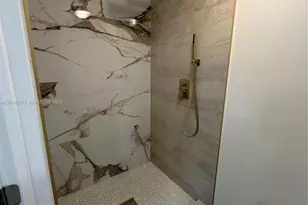 725 SW 1st Ave, Homestead, FL 33030 - Photo 8