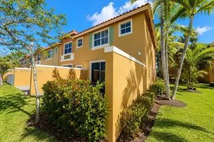1088 SW 144th Ave, Pembroke Pines, FL 33027 - Photo 36