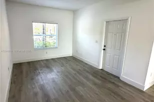 1088 SW 144th Ave, Pembroke Pines, FL 33027 - Photo 8