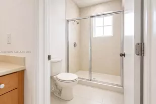 1088 SW 144th Ave, Pembroke Pines, FL 33027 - Photo 8