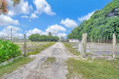 19200 SW 216th St, Miami, FL 33170 - Photo 74