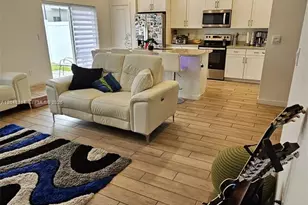 1677 SE 8th Ave, Homestead, FL 33034 - Photo 6