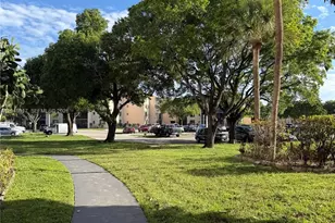 2830 Somerset Dr, Lauderdale Lakes, FL 33311 - Photo 2