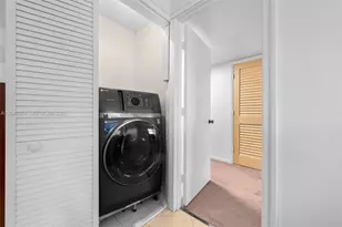 1201 S Ocean Dr, Hollywood, FL 33019 - Photo 32