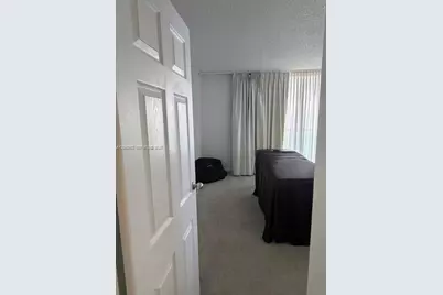 100 Bayview Dr #1208, Sunny Isles Beach, FL 33160 - Photo 14