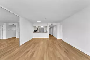 200 Golden Isles Dr, Hallandale Beach, FL 33009 - Photo 10