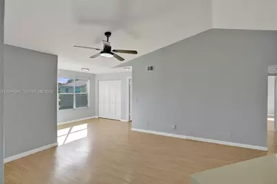 12760 Vista Isles Dr #721, Sunrise, FL 33325 - Photo 4