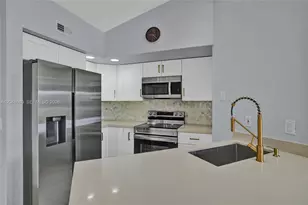 12760 Vista Isles Dr, Sunrise, FL 33325 - Photo 10
