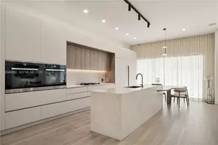 18955 Atlantic Blvd, Sunny Isles Beach, FL 33160 - Photo 2