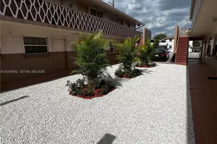 654 W 29th St, Hialeah, FL 33012 - Photo 1