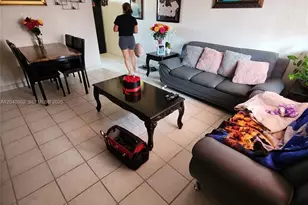654 W 29th St, Hialeah, FL 33012 - Photo 18