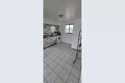 654 W 29th St #4, Hialeah, FL 33012 - Photo 12