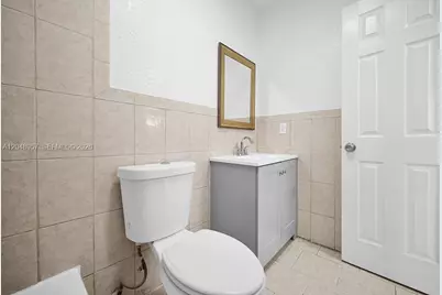 664 SW Kathy Ct, Margate, FL 33068 - Photo 14