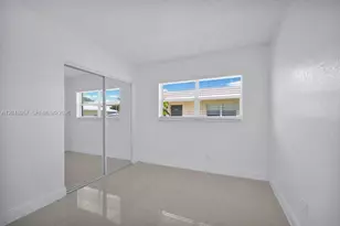 664 SW Kathy Ct, Margate, FL 33068 - Photo 4