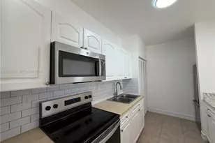 22725 SW 125th Ave, Miami, FL 33170 - Photo 2