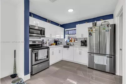 14404 SW 105th Ct, Miami, FL 33176 - Photo 24