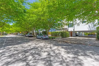 810 Salzedo St #10, Coral Gables, FL 33134 - Photo 20