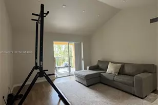 733 Riverside Dr, Coral Springs, FL 33071 - Photo 2