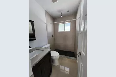 1097 NW 38th St, Miami, FL 33127 - Photo 12