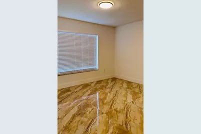 1097 NW 38th St, Miami, FL 33127 - Photo 20