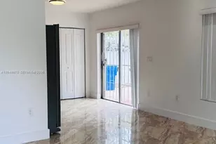 1097 NW 38th St, Miami, FL 33127 - Photo 16