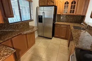8635 NW 8th St, Miami, FL 33126 - Photo 2