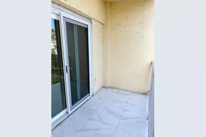 453 SW 2nd St #306C, Miami, FL 33130 - Photo 6