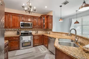 20255 SW 129th Ave, Miami, FL 33177 - Photo 4