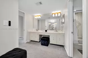 155 Ocean Ln Dr, Key Biscayne, FL 33149 - Photo 22