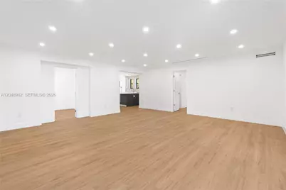665 NE 117th St, Biscayne Park, FL 33161 - Photo 14