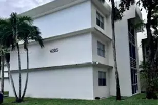 4255 N University Dr, Sunrise, FL 33351 - Photo 18
