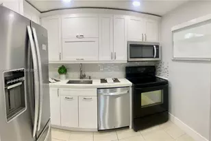 4255 N University Dr, Sunrise, FL 33351 - Photo 8