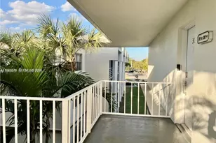 4255 N University Dr, Sunrise, FL 33351 - Photo 20