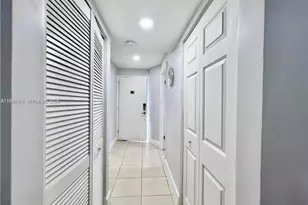 4255 N University Dr, Sunrise, FL 33351 - Photo 10