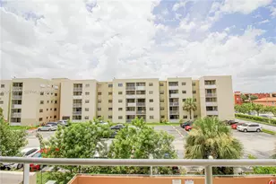 8050 NW 8th St, Miami, FL 33126 - Photo 38