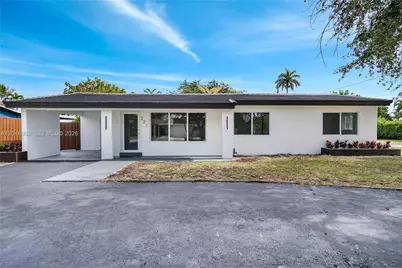 321 NW 36th St, Oakland Park, FL 33309 - Photo 2