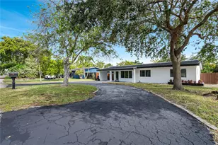 321 NW 36th St, Oakland Park, FL 33309 - Photo 4