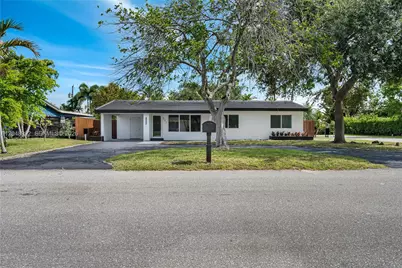 321 NW 36th St, Oakland Park, FL 33309 - Photo 1