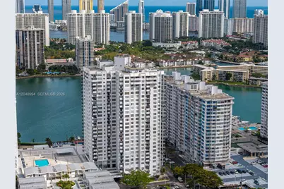 2750 NE 183rd St #2108, Aventura, FL 33160 - Photo 2