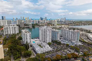 2750 NE 183rd St, Aventura, FL 33160 - Photo 48